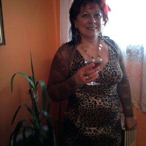 Valérie - rencontre-Cougar-Nantes