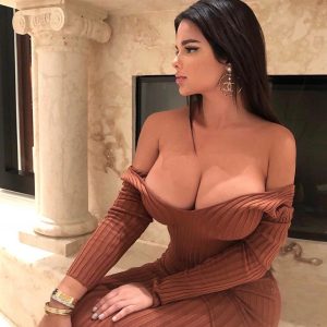Un moment simple et direct Alice - rencontre-Teen-Aubervilliers
