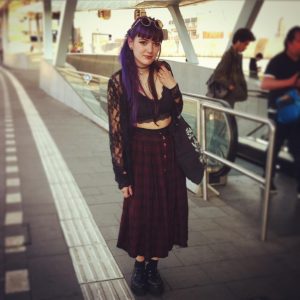 La serveuse du bistrot qui t’en fera baver 🔥 Clara - rencontre-Teen-Aubervilliers