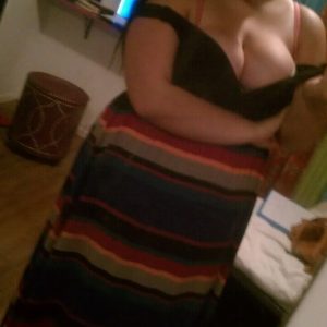 Jen - rencontre-Milf-Toulon