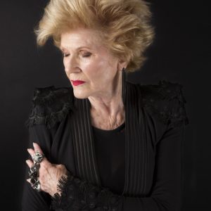Geneviève - rencontre-Cougar-Arles