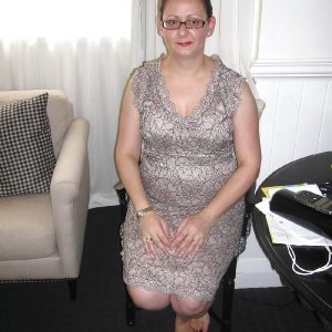 Besoin d’un mec pour camper nu Caro - rencontre-Naturiste-Châteauroux
